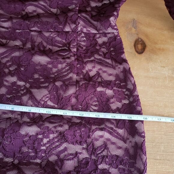 Soieblu Small NWT Wine Red Lace Sheer Long Sleeve Bodycon Dress Scalloped Hem - Picture 12 of 16